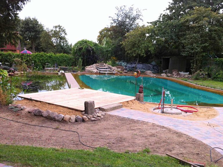 Schwimm und Gartenteiche aus GFK ACCENTFORM