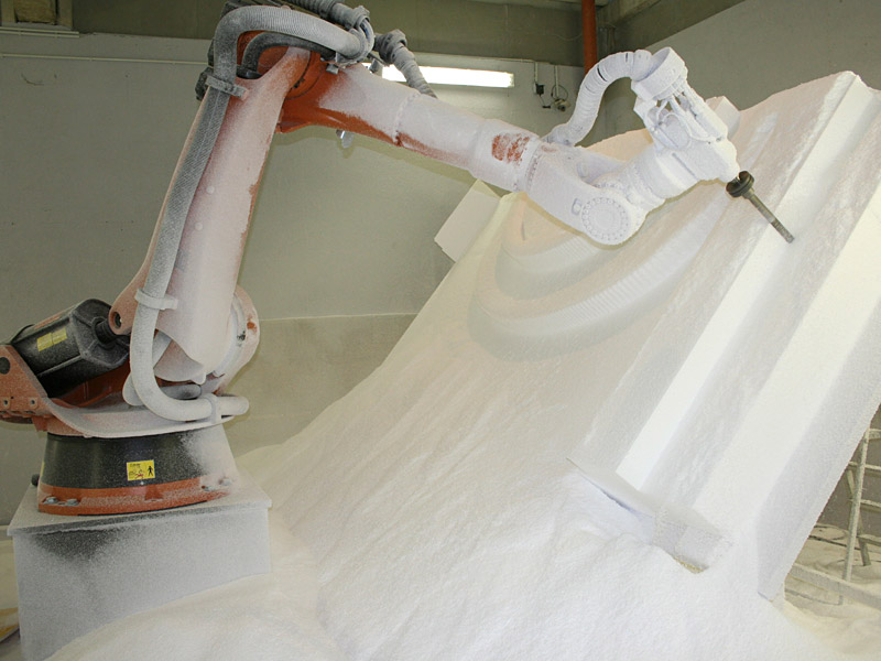 Kuka Robotor CNC Bearbeitung
