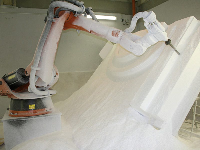 Milling the polystyrene formwork