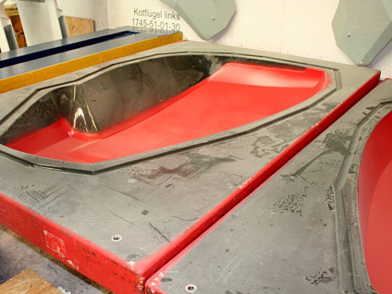 What's Body Cladding Agricultural machinery body cladding - ACCENTFORM