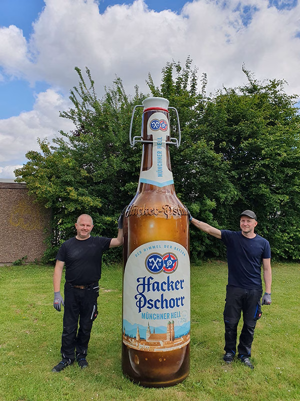 Riesige Bierflasche Imitat